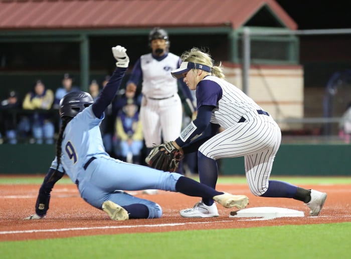 Montgomery Lake Creek Allen Texas softball Allen Tournament 022323 Brian McLean 10